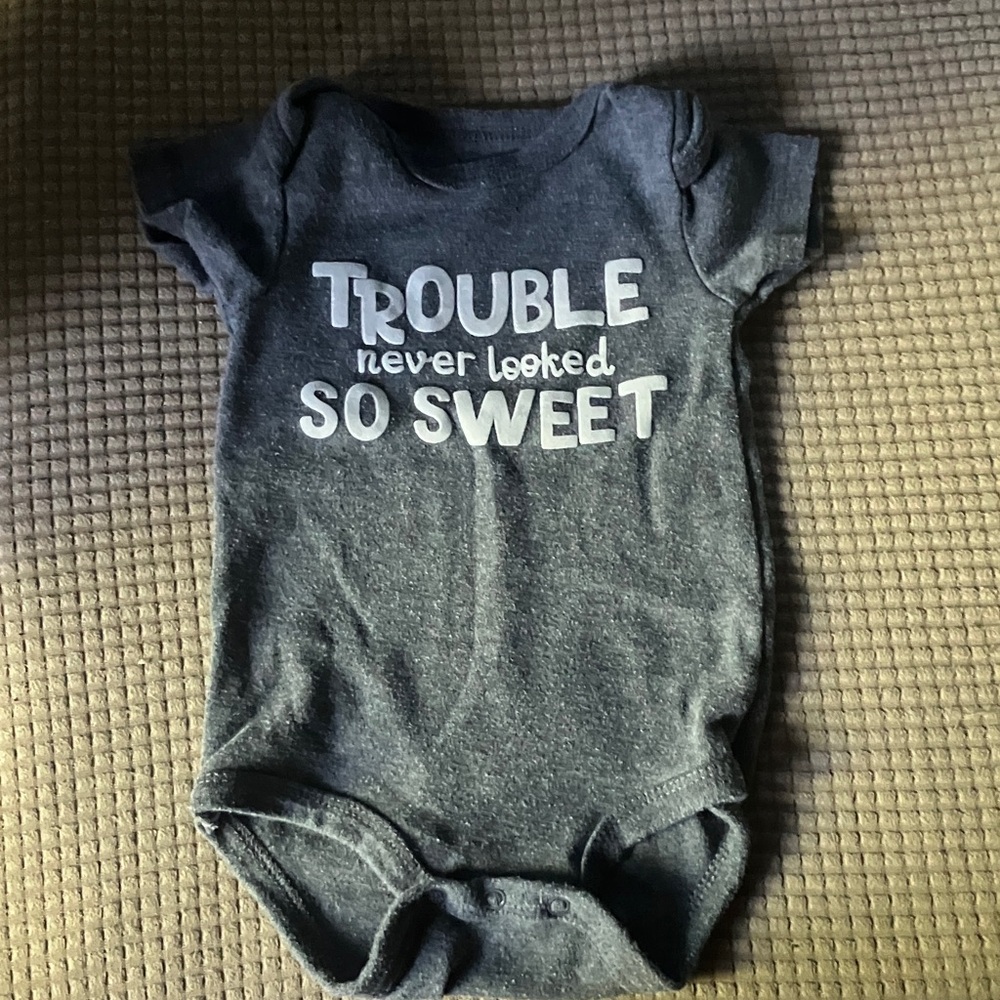Charming Gray Bodysuit for Kids